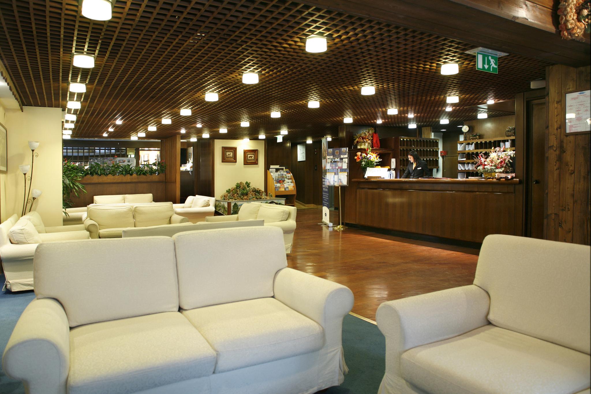 Hotel Les Jumeaux Courmayeur Eksteriør billede