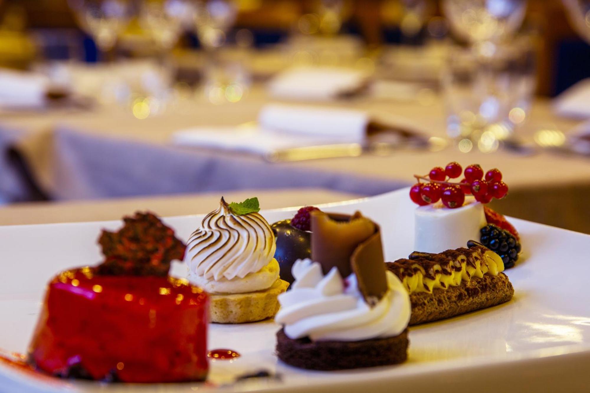 Hotel Les Jumeaux Courmayeur Eksteriør billede